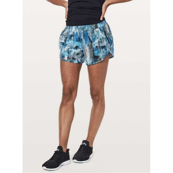 Lululemon Pants - Lululemon Tracker Short V *4" Sun Dazed Multi Blue Size 6 EUC